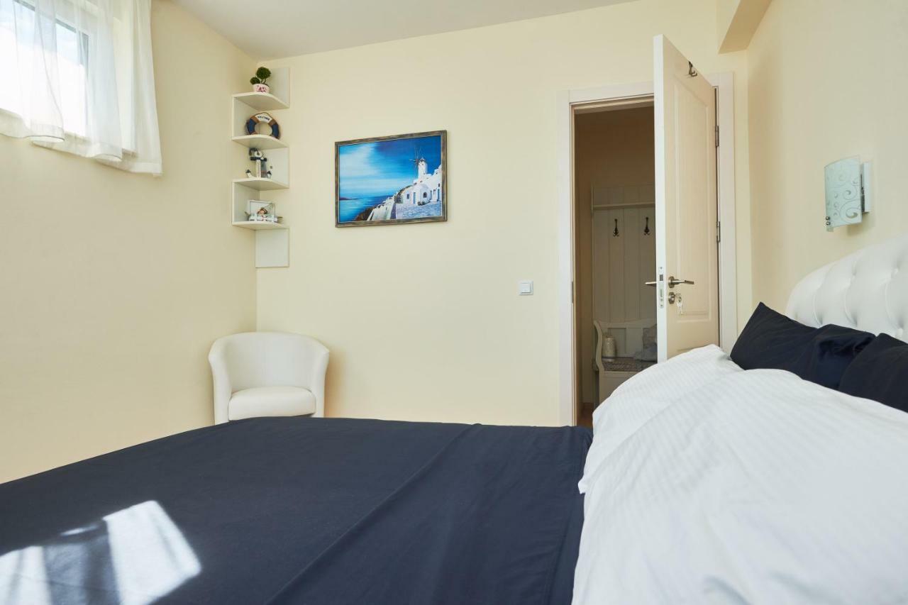 Morning Star Deluxe Apartment Chernomorets Ngoại thất bức ảnh