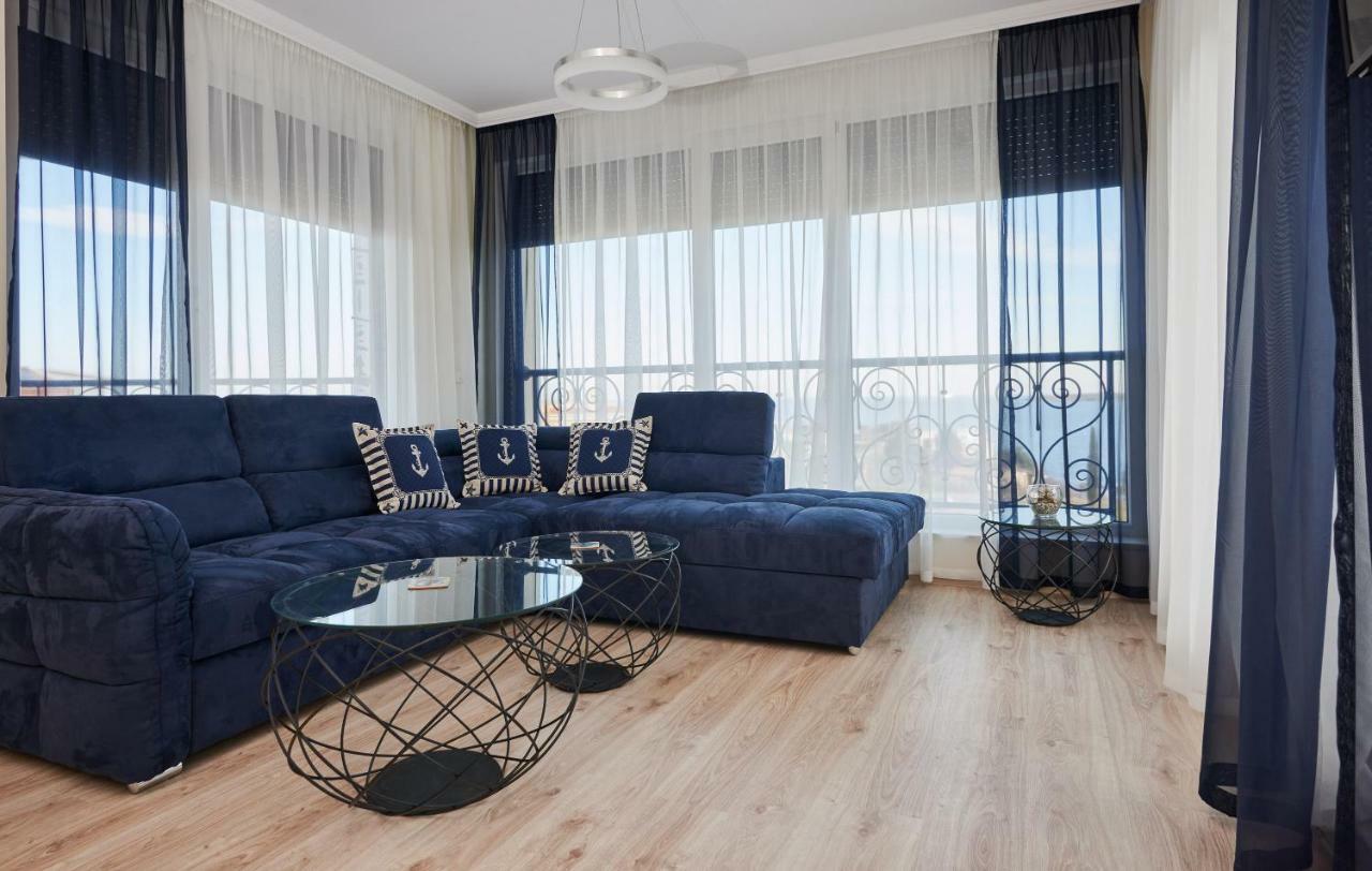 Morning Star Deluxe Apartment Chernomorets Ngoại thất bức ảnh
