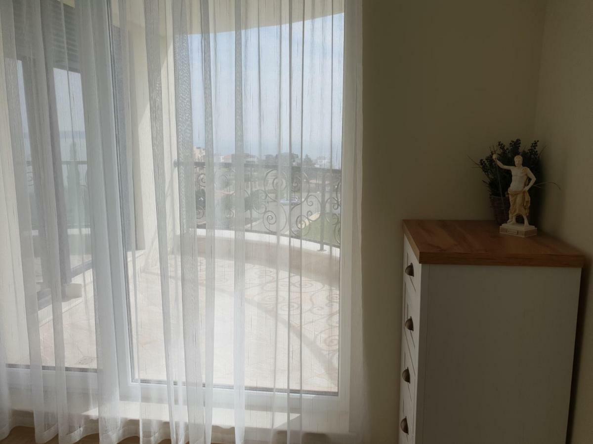 Morning Star Deluxe Apartment Chernomorets Ngoại thất bức ảnh